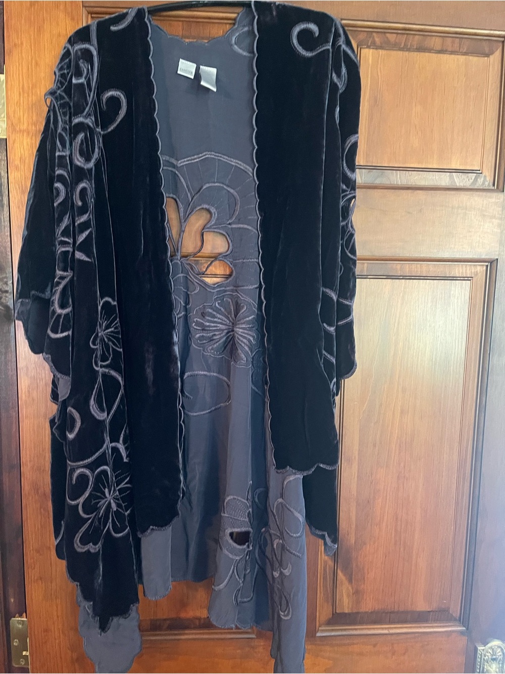 Chico's Black/navy Velvet Floral Embroidered Open Kimono